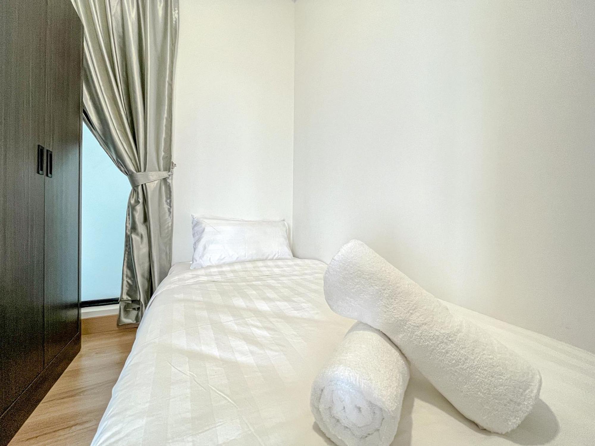 Bell Suites Moka Szepang Kültér fotó